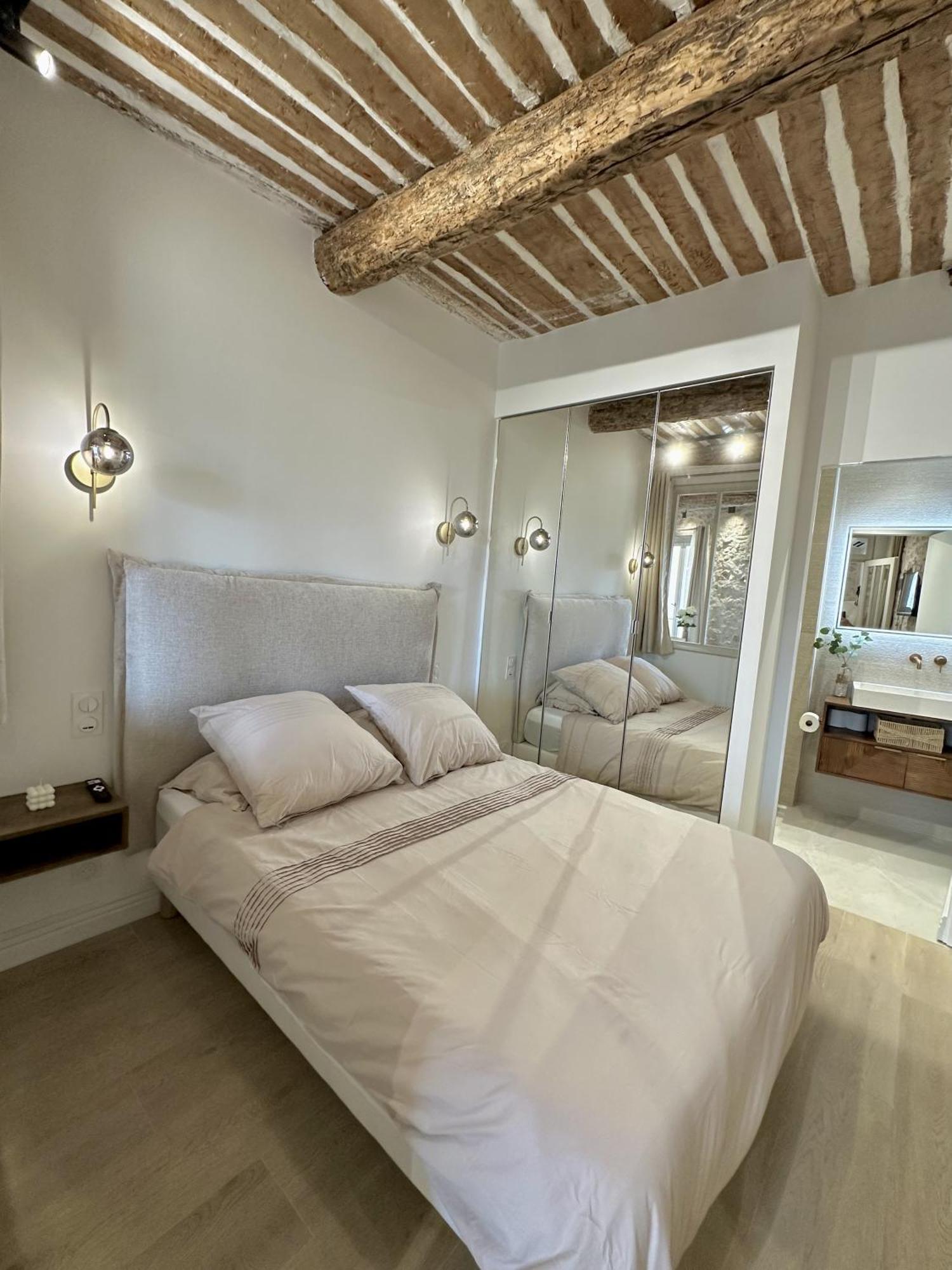 New Charming Apartment Old Town Antibes Bagian luar foto
